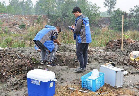 央视曝光成都市双流区“垃圾坑”问题后&nbsp;当地连夜整