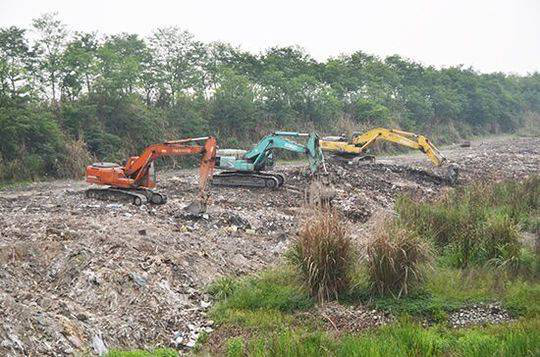 央视曝光成都市双流区“垃圾坑”问题后&nbsp;当地连夜整